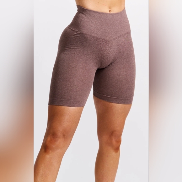 Buff bunny Miracle Seamless Shorts Mocha Berry Brown - Picture 3 of 7